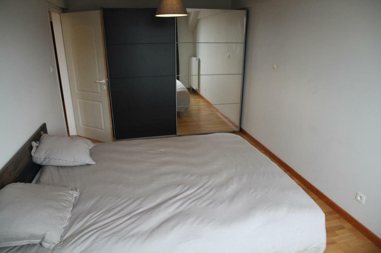 Appartement Courcelles Exterior photo