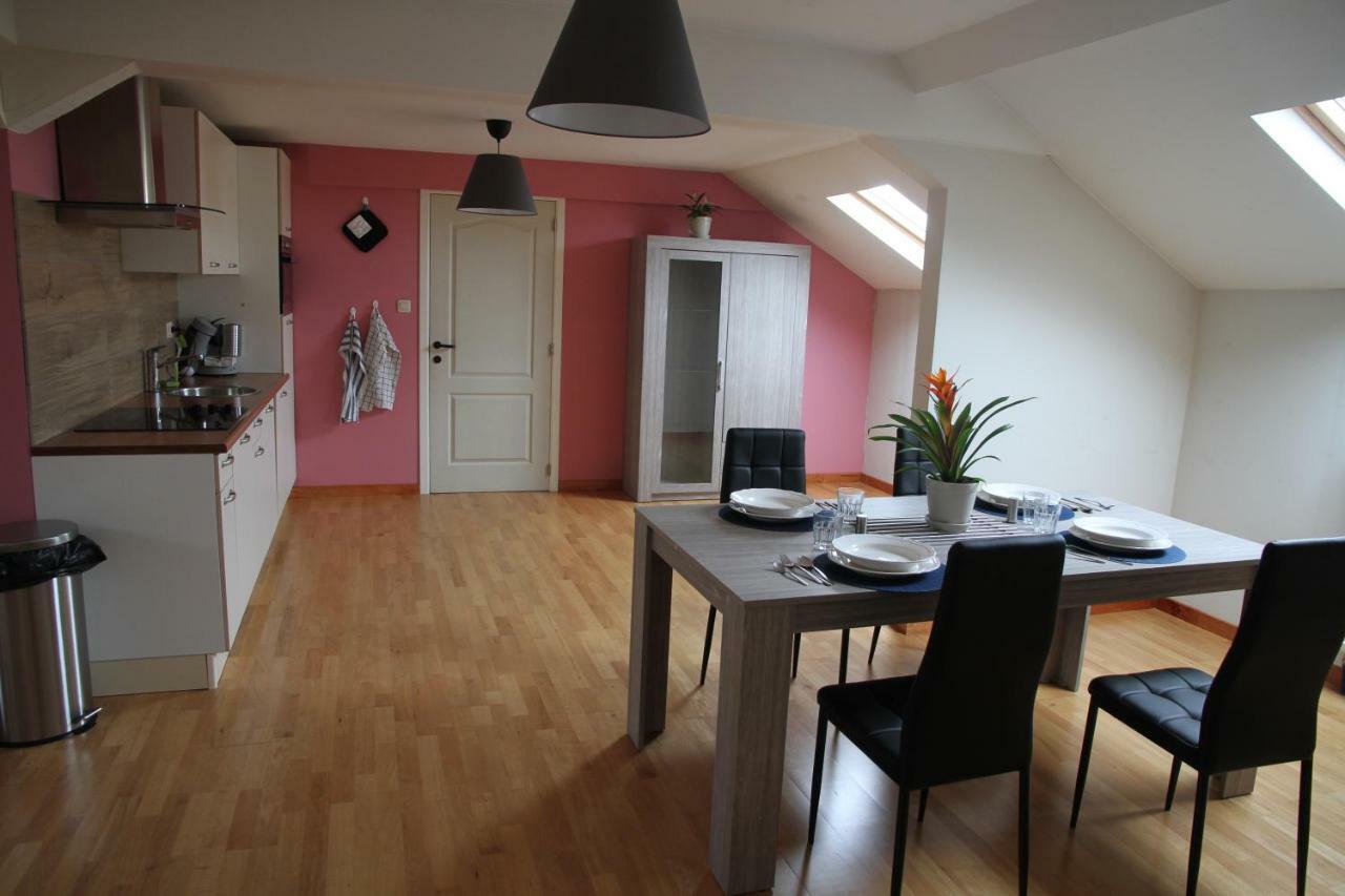 Appartement Courcelles Exterior photo