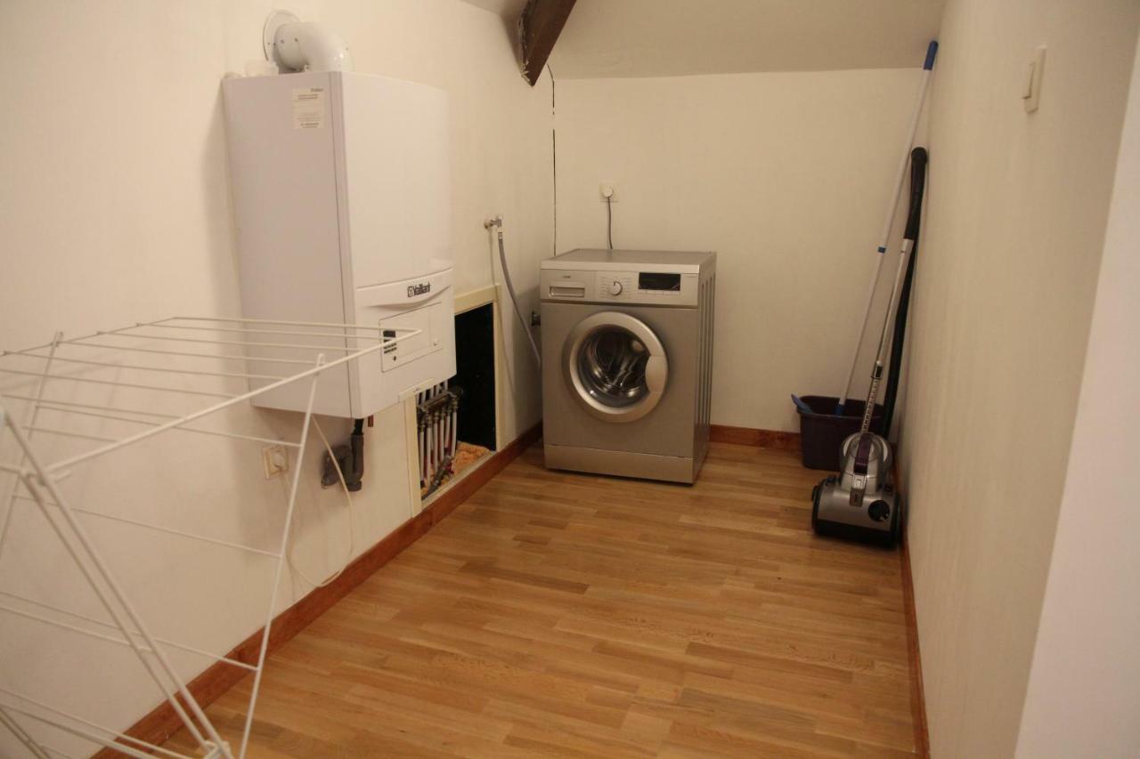 Appartement Courcelles Exterior photo